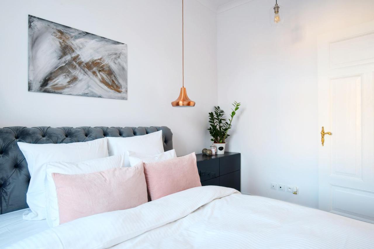 Apartament Nowe Miasto - Skwer Malarzy 고르주프비엘코폴스키 외부 사진